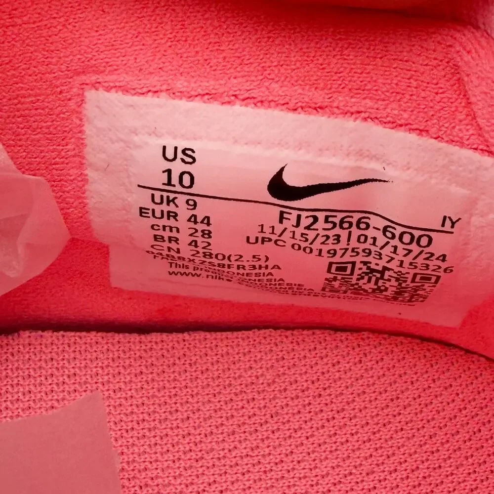 Nike Mens Phantom Luna 2 TF Turf Soccer Shoes US 10 EU 44 Pink EUC